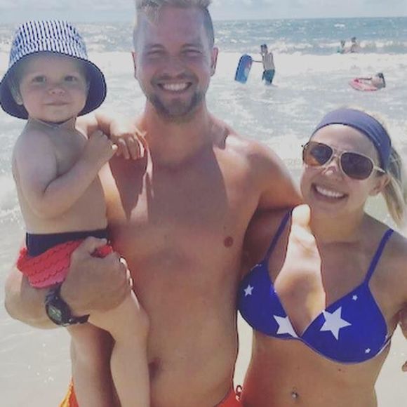 Meet your Posher, Leslie - Picture 1 of 1